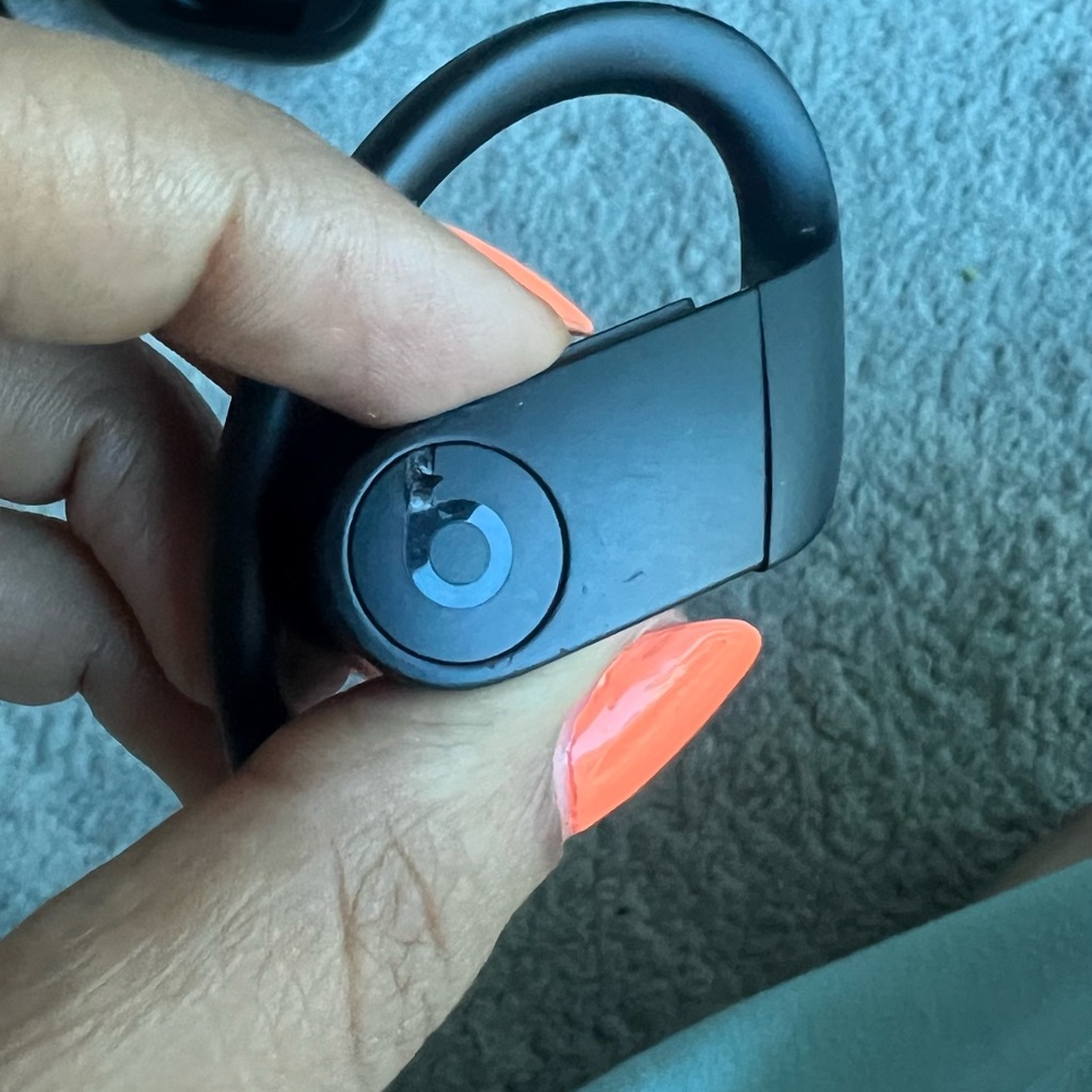 Black Beats PowerBeats Pro - Picture 6 of 10